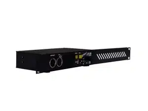 Intercom Set mit 3 Stationen [klein] - schwarzes Rackmount-Gerät mit Frontanschlüssen, XLR-Mikrofoneingängen und Belüftungsschlitzen, ideal zur Miete; abgebildet vor weißem Hintergrund.