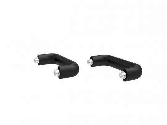 Zwei schwarze, L-förmige Metallwinkel mit silbernen zylindrischen Enden auf weißem Hintergrund. Perfekt als stabile Halterung für verschiedene Montageprojekte - jetzt günstig kaufen oder mieten!.