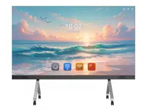 Digitales Smartboard auf Rollen, erhältlich zum Kaufen oder Mieten, zeigt einen lebendigen Strand mit Wellen und farbigem Himmel auf dem großen Bildschirm. Auf dem Display sind App-Icons, die Uhrzeit 10:02 und ein Datum in chinesischen Schriftzeichen zu sehen. Ideal für Präsentationen, Meetings und Schulen.
