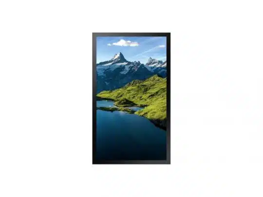 Gerahmtes Bild mit Landschaftsmotiv - ein blauer See, grüne Hügel und schneebedeckte Berge unter teils bewölktem Himmel. Ideal als dekoratives Wandbild für Wohnzimmer oder Büro.