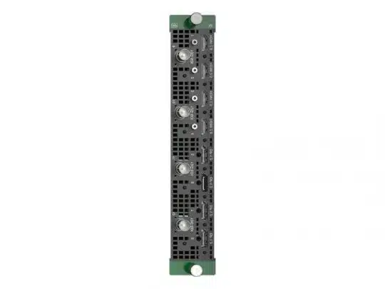 Input Karte für Pixelhue Q8: Schwarzes Frontpanel, fünf silberne Drehregler, Schalter, Buchsen, grüne Endkappen oben/unten.