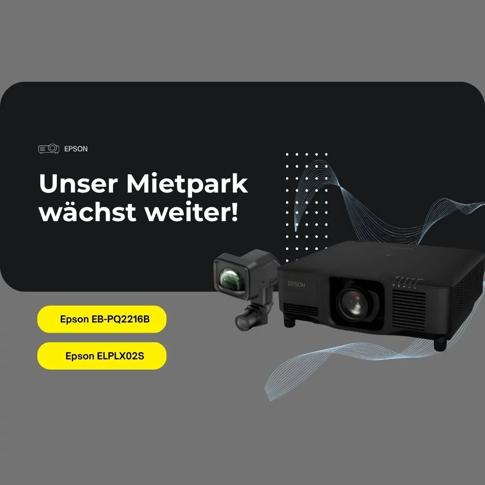 Zwei Epson Projektoren (EB-PQ2216B, ELPLX02S) auf grauem Hintergrund, Text: "Unser Mietpark wächst weiter!", gelbe Markierungen.