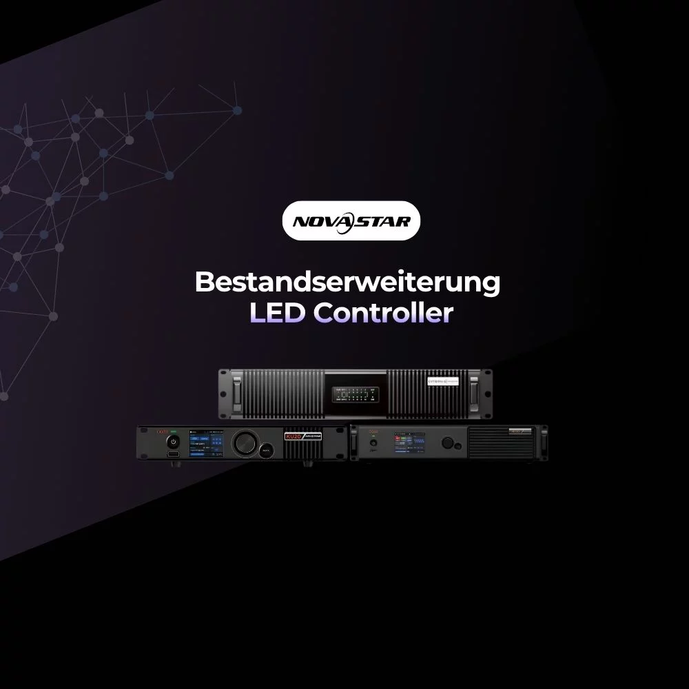 NovaStar LED-Steuerung: Zwei schwarze Geräte vor dunklem Hintergrund mit NovaStar-Logo und Text "Bestandserweiterung LED Controller".