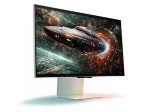 Auf dem Produktbild ist der Curved-Monitor von XYZ zu sehen, auf dessen Bildschirm eine farbenfrohe Science-Fiction-Szene mit einem Raumschiff vor einem leuchtenden, wirbelnden Weltraumportal zu sehen ist. Ideal für Gaming und Multimedia-Anwendungen.