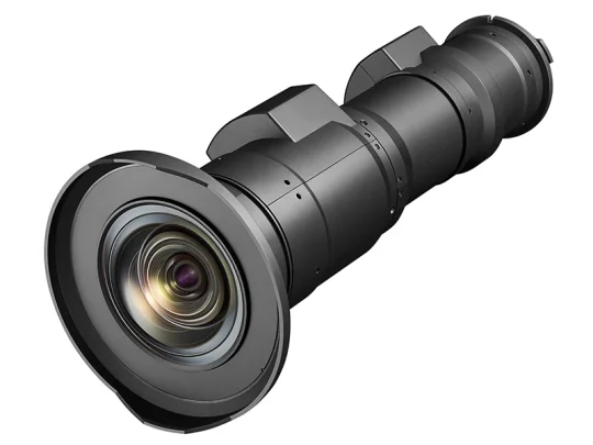 Professionelles Kameraobjektiv mit breiter Frontlinse und schwarzem, zylindrischem Gehäuse vor weißem Hintergrund; Produktfoto für das Canon EF 24-70 mm f/2,8L II USM-Objektiv.